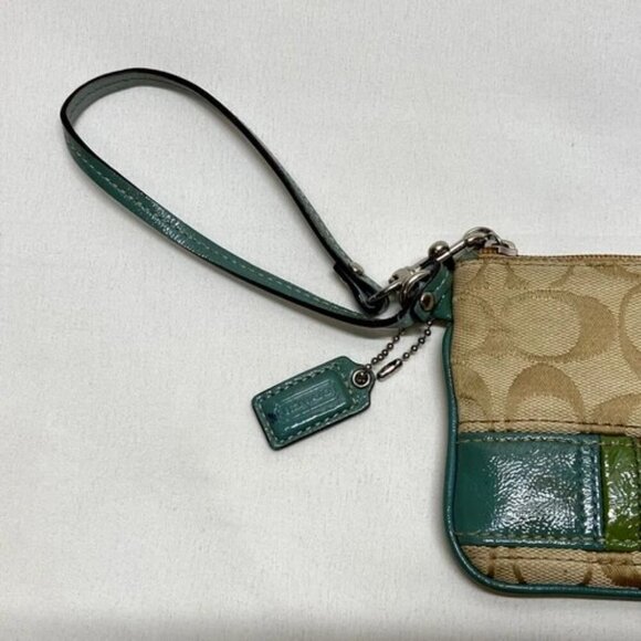 Coach Small Wristlet Multicolor Colorblock Wallet Signature Khaki Canvas GUC - Picture 2 of 11
